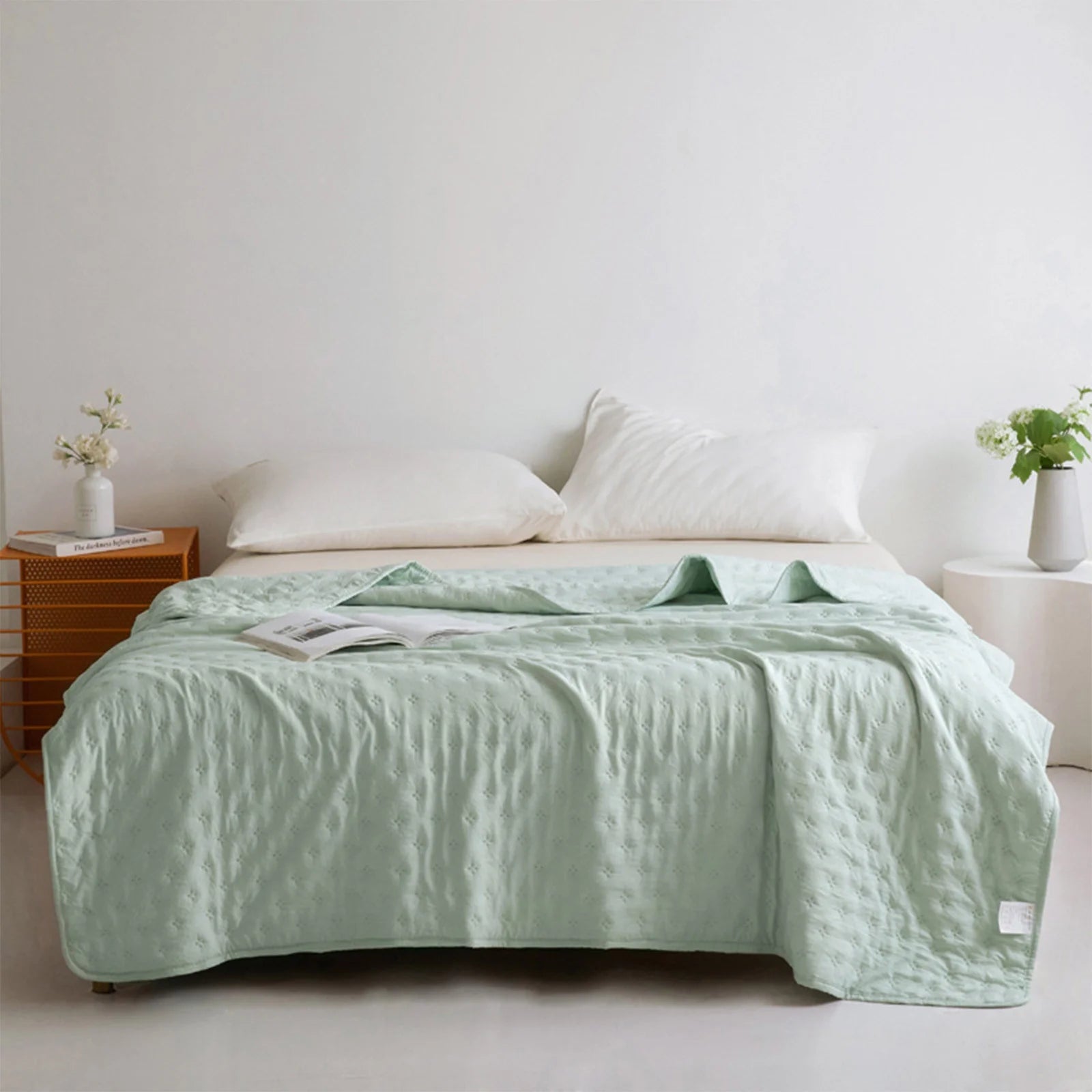 Cooling Blanket, Ice Blanket - Made of Porous Polyester for Superior Humidity Absorption and Breathability - Lightweight, Silky, Home Essentials, (Green, 80X64In)